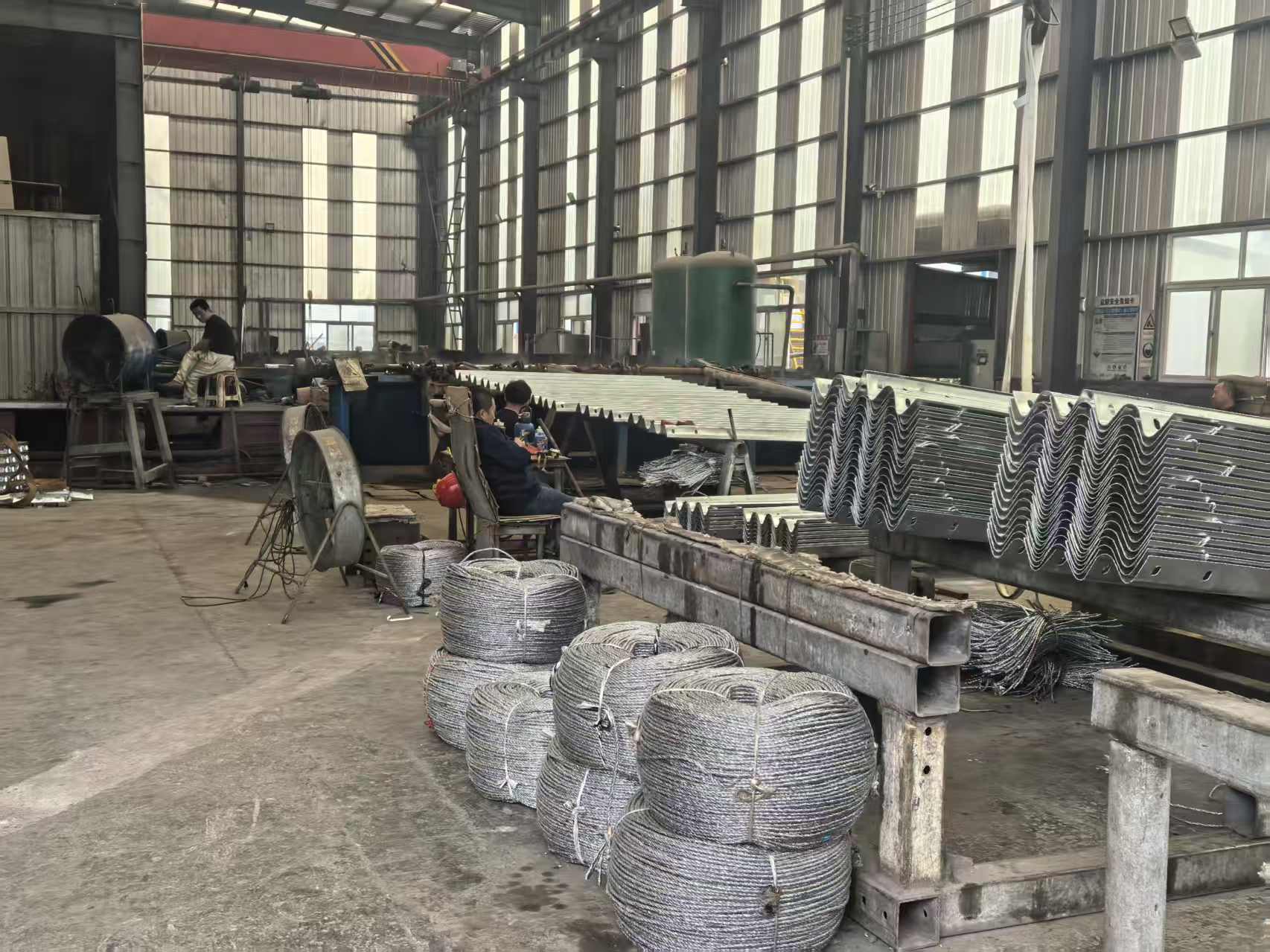 巴彦淖尔市热镀锌波形护栏三波波形护栏 - 一站式服务